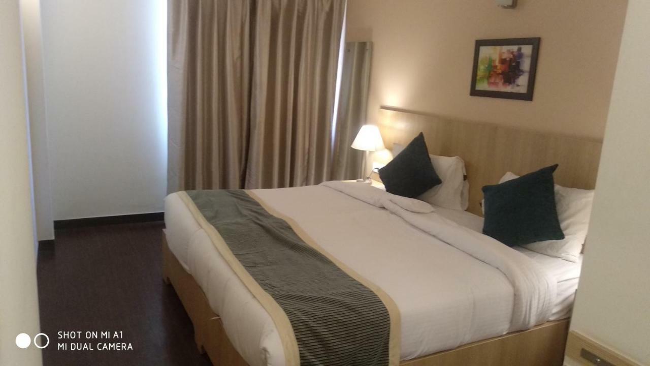Starlit Suites Німрана Екстер'єр фото