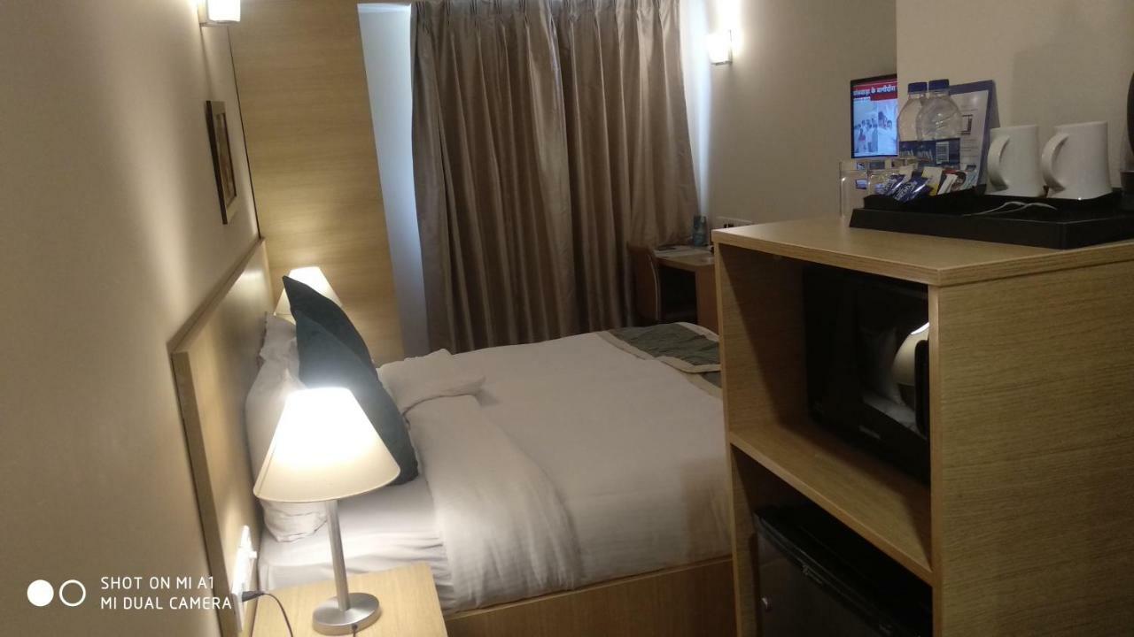 Starlit Suites Німрана Екстер'єр фото