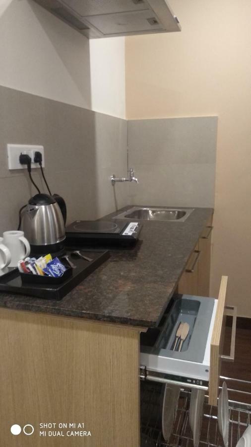 Starlit Suites Німрана Екстер'єр фото