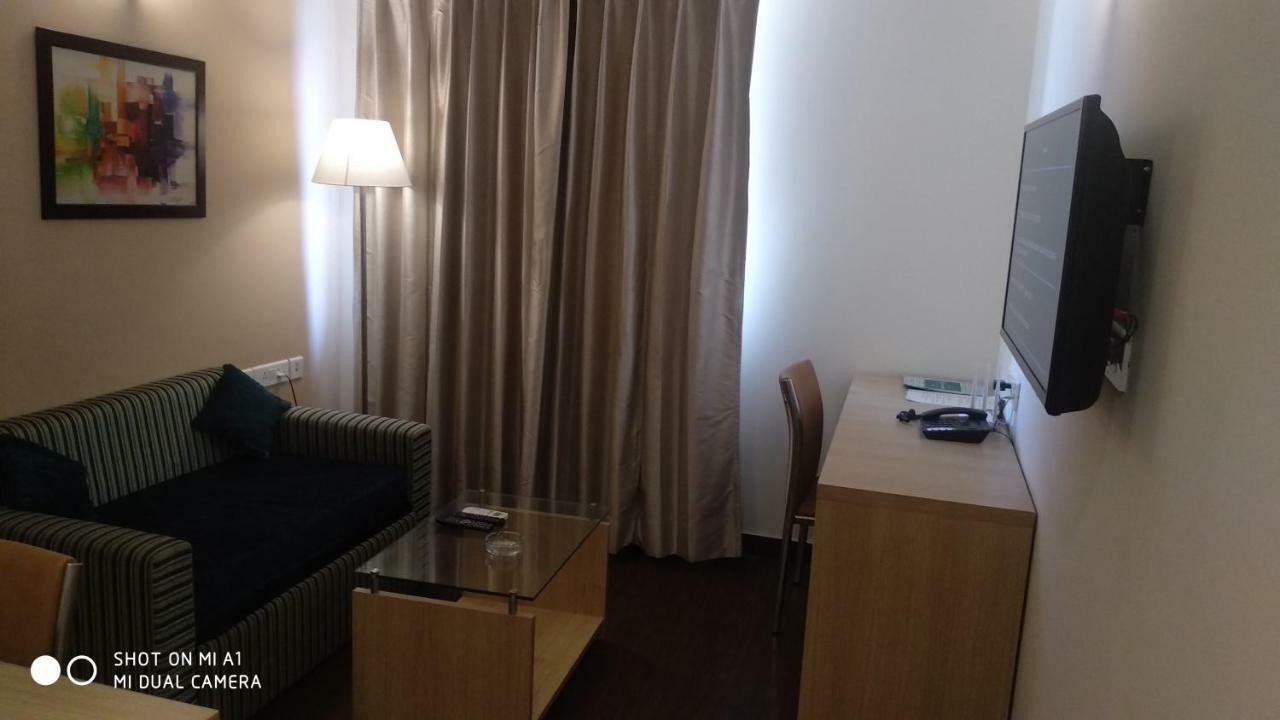 Starlit Suites Німрана Екстер'єр фото